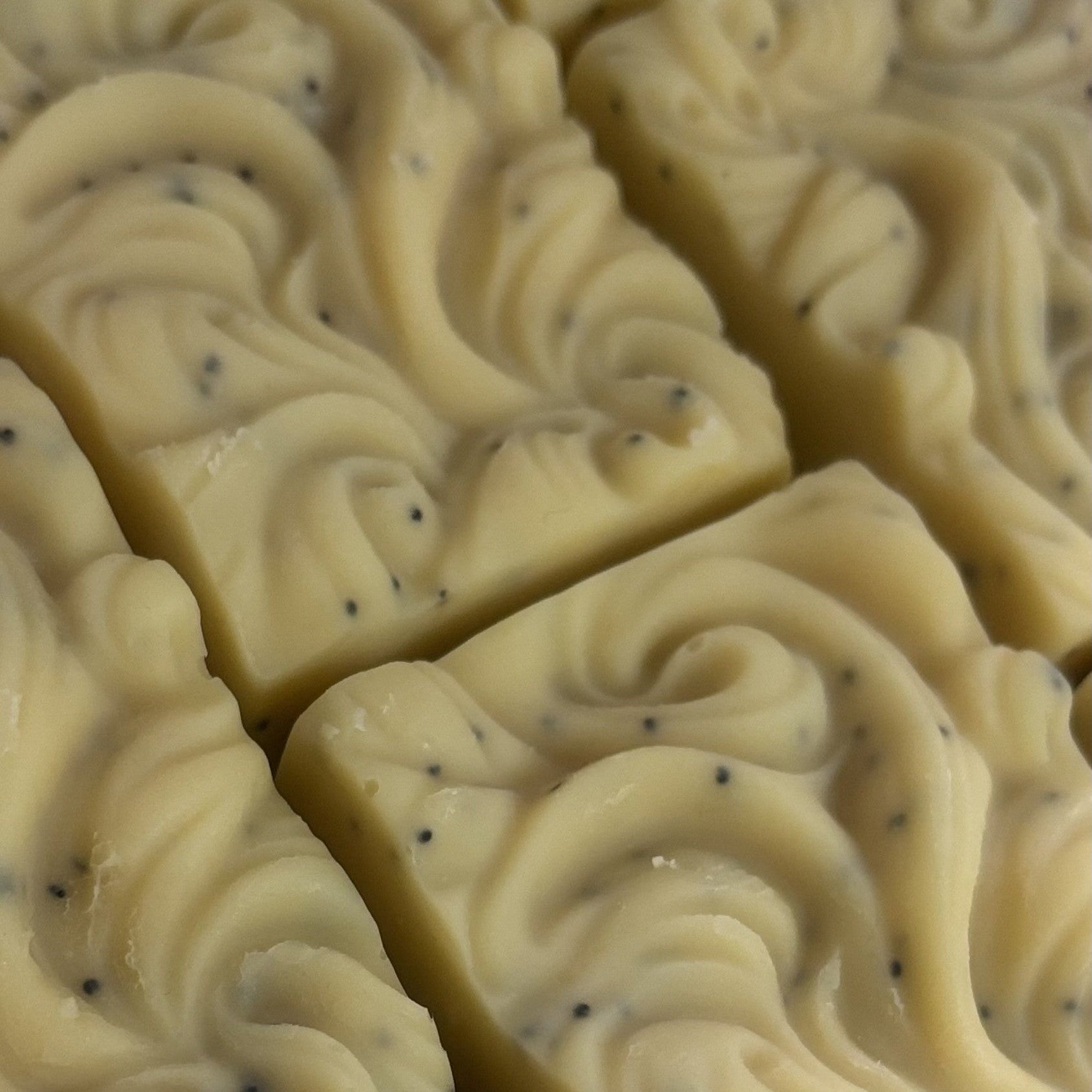 Tangerine, Bergamot & Poppy seed Goats Milk Soap